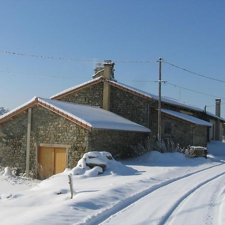 Bed and Breakfast La Ferme Des Genets Medeyrolles Экстерьер фото